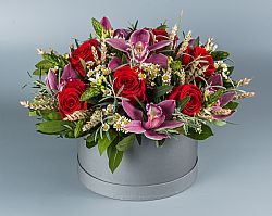 Gray Box 1 - Καπελιέρα με ορχιδέες, τριαντάφυλλα, στάχυα 