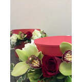 Orchids in a Box - Kαπελιέρα με τριαντάφυλλα, ορχιδέες και cymbidium